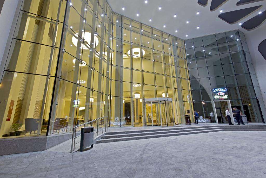 LEOGRAND CASINO